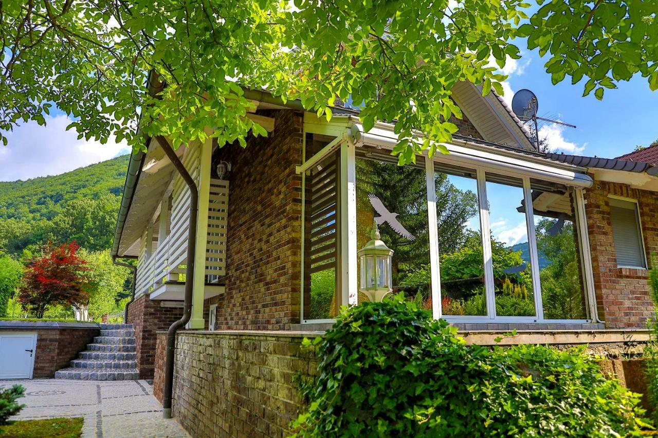 Bihać Holiday Home Villa Sara מראה חיצוני תמונה